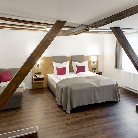 Hotel & Restaurant Lamm Mosbach  Dış mekan fotoğraf
