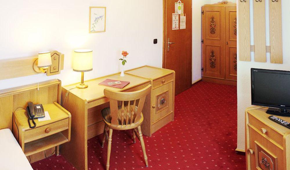 Hotel & Restaurant Lamm Mosbach  Dış mekan fotoğraf