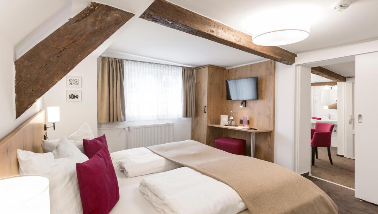 Hotel & Restaurant Lamm Mosbach  Dış mekan fotoğraf