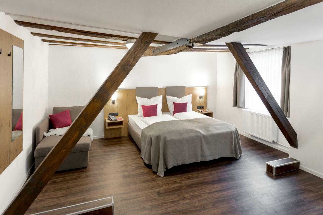 Hotel & Restaurant Lamm Mosbach  Dış mekan fotoğraf